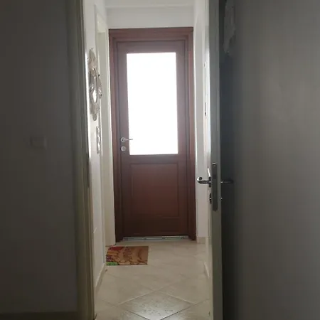 Sunday's Апартаменты Naxos City